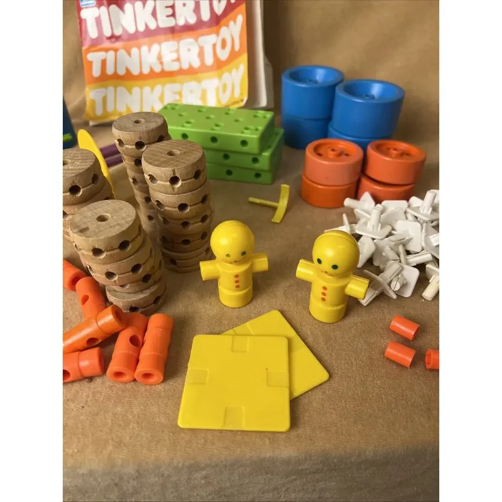 Tinkertoy 150 Of Pieces‎ Childs Play Imagination Building Wooden & Plastic
